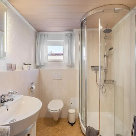 別荘 Garden Comfort In Rieder, Harz, Cleaning Included Rieder